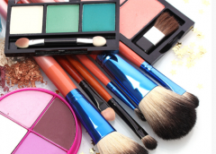 <b>彩妆加工厂|中国化妆品进口市场日本微弱的优势超越韩国成为第一</b>